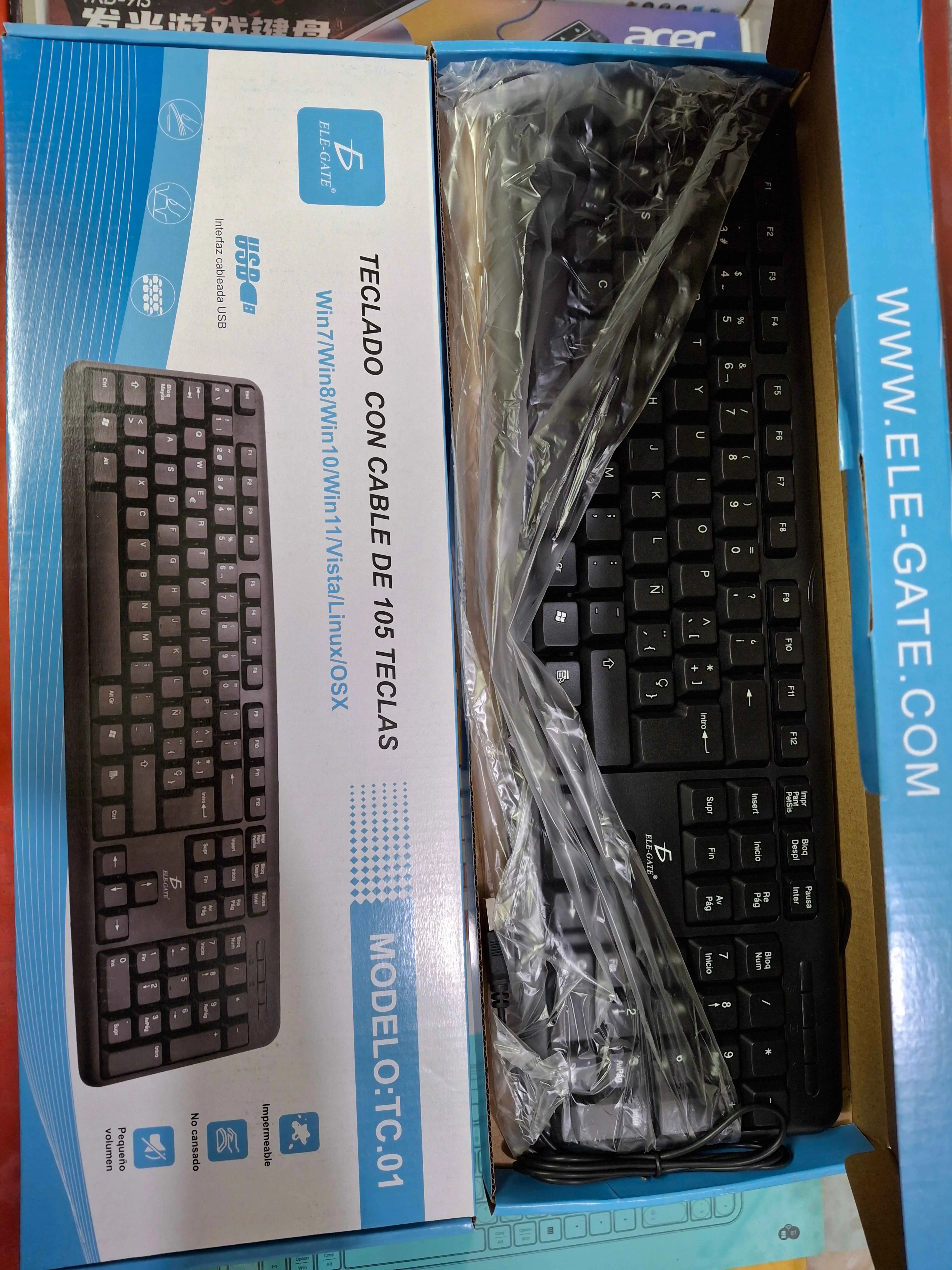 تصویر کیبورد سیمی ELE GATE مدل TC-01 با طراحی ارگونومیک