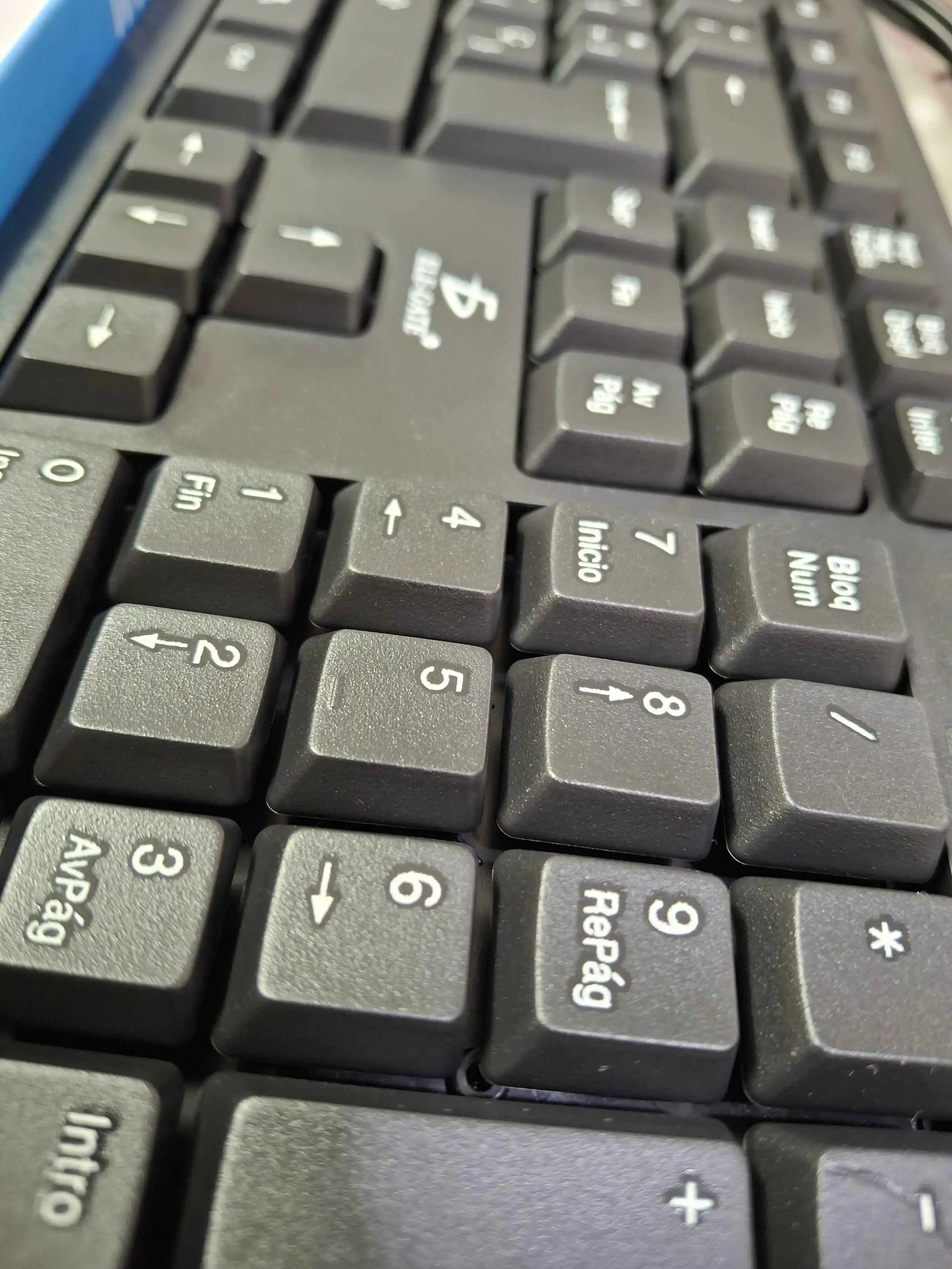 تصویر کیبورد سیمی ELE GATE مدل TC-01